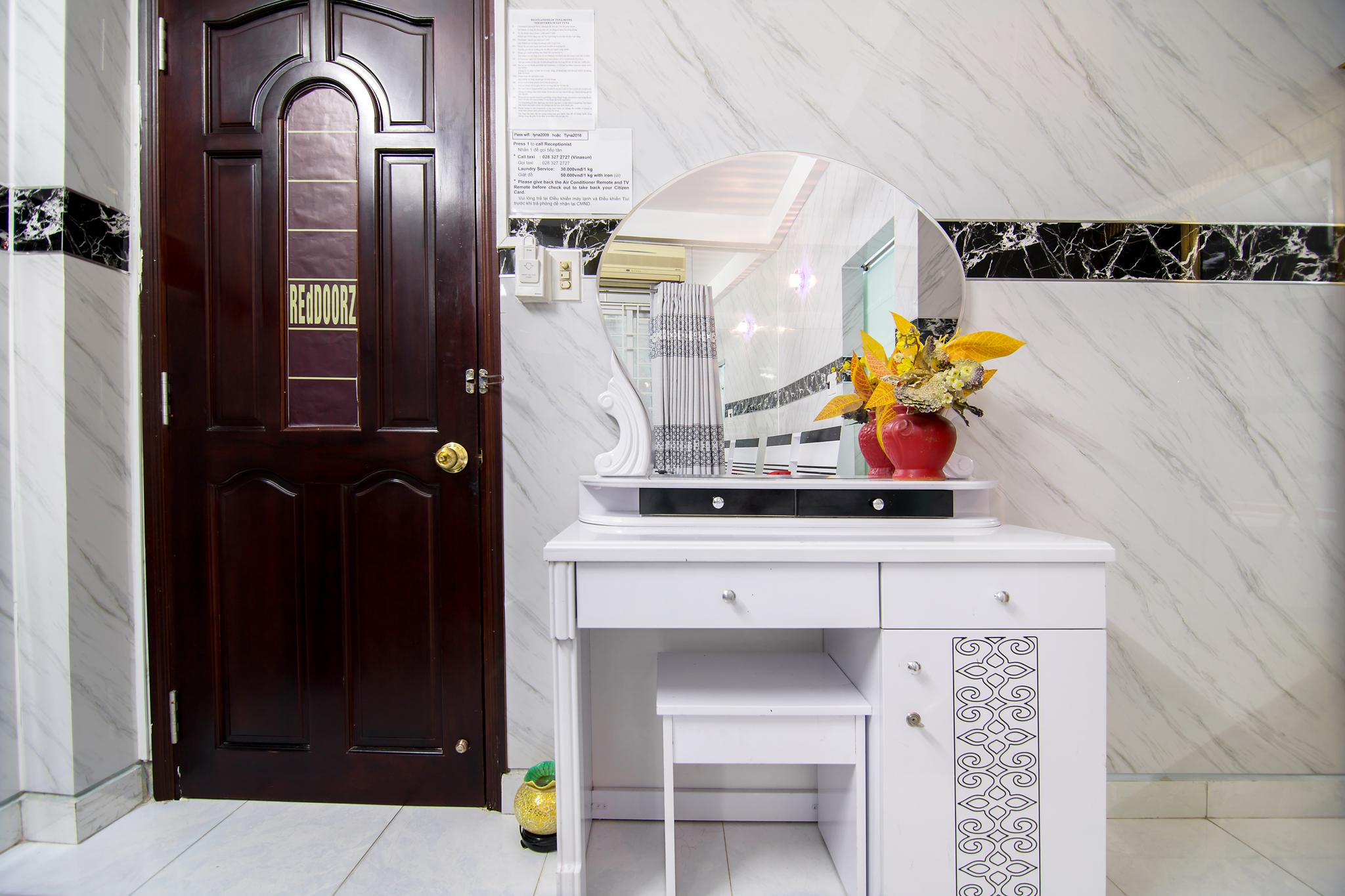 Reddoorz Plus Near Ben Thanh Market Ho Chi Minh City Exterior photo